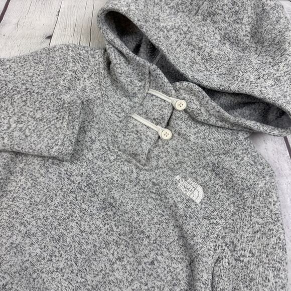 The North Face Jackets & Blazers - The North Face Girls Crescent Hoodie Pullover Knit Sweater Size Large Gray